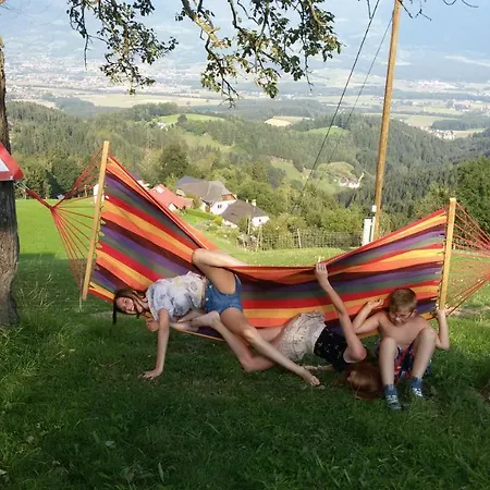 Lindlhof Fam. Taferner Vakantieboerderij *