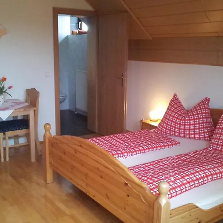 Lindlhof Fam. Taferner Farm stay Sankt Andra (Wolfsberg)