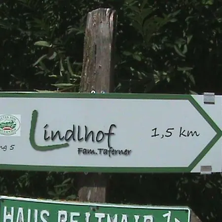 Lindlhof Fam. Taferner Çiftlik konaklama